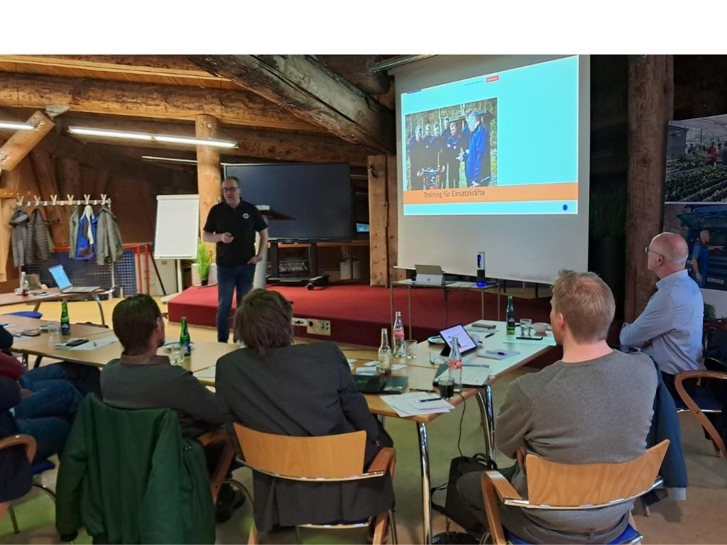 Vortrag auf dem Infotag bei der Deula vom Wasserstoffnetzwerk Leine-Weser zum Thema Wasserstoff in der Landwirtschaft